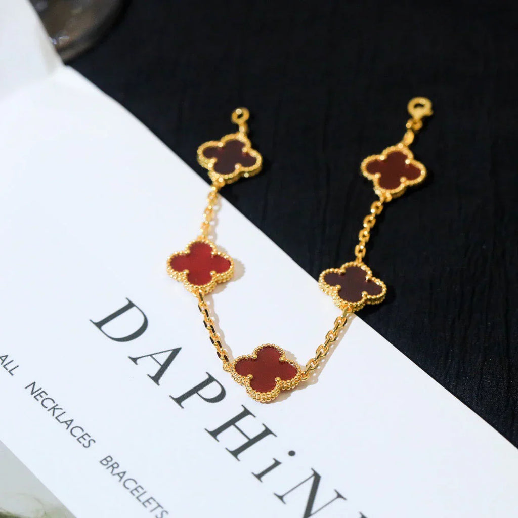 VCA CLOVER 5 MOTIF RED CORNELIAN BRACELET COLLECTION