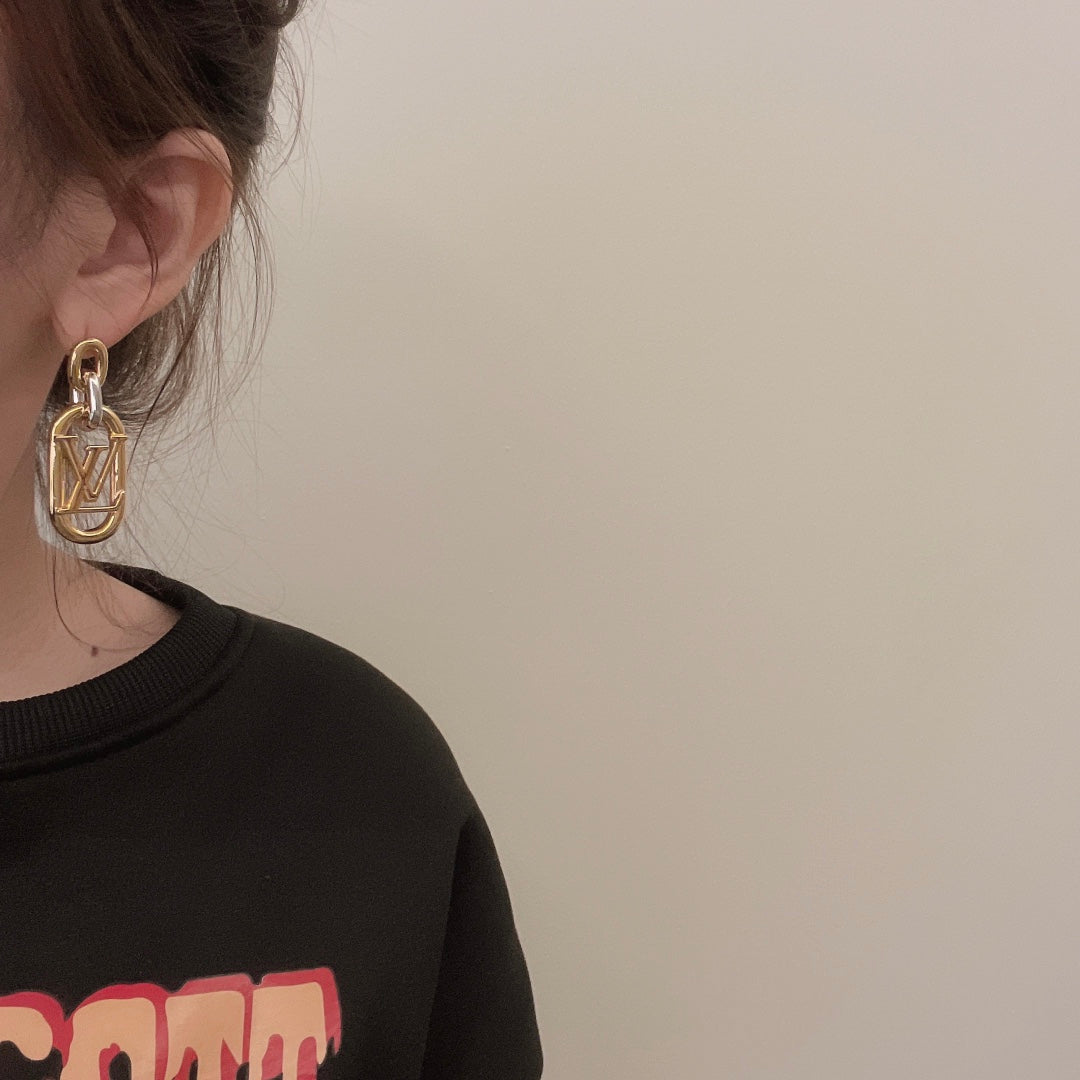 18K Louis Vuitton My Everyday Chain Earrings