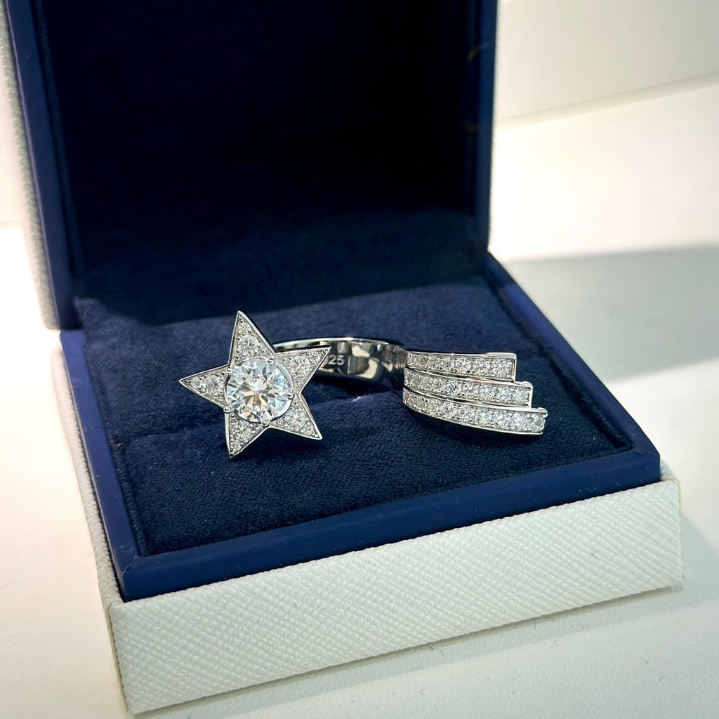 18K  Chanel Comete Diamonds Ring